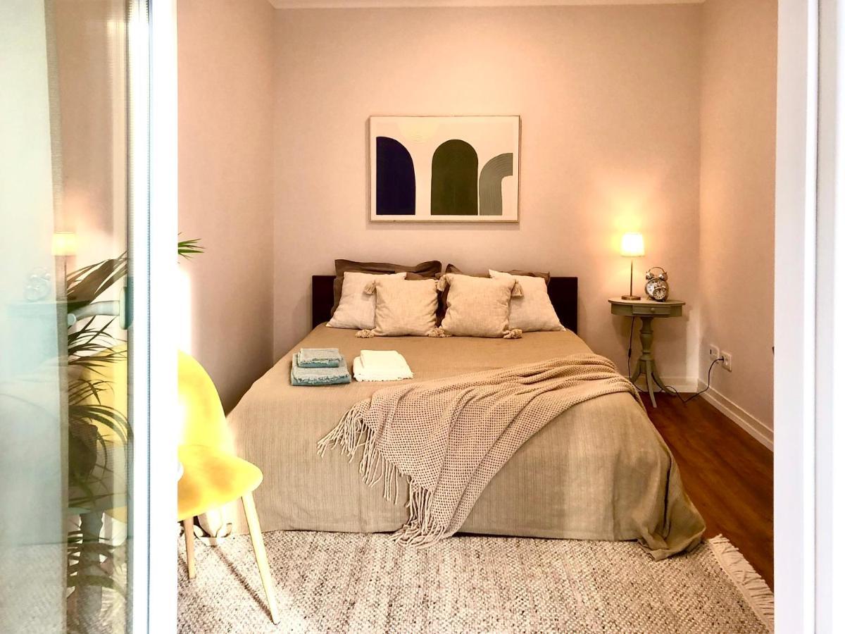 Apartamento Torres Vedras Centro ภายนอก รูปภาพ